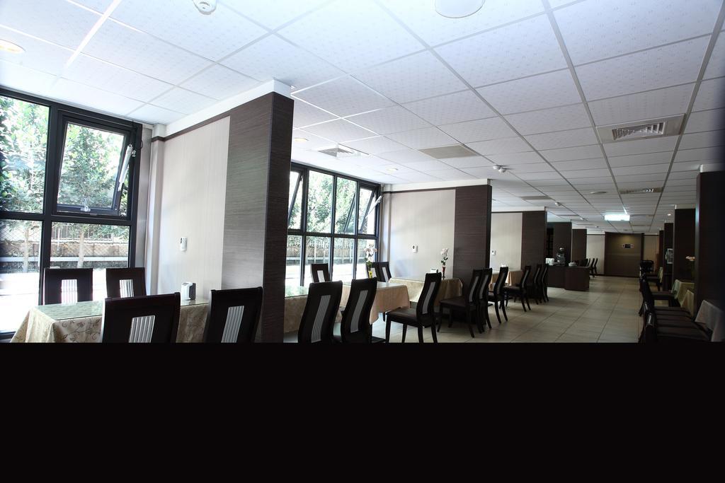 Chia Shih Pao Hotel Taibao Extérieur photo