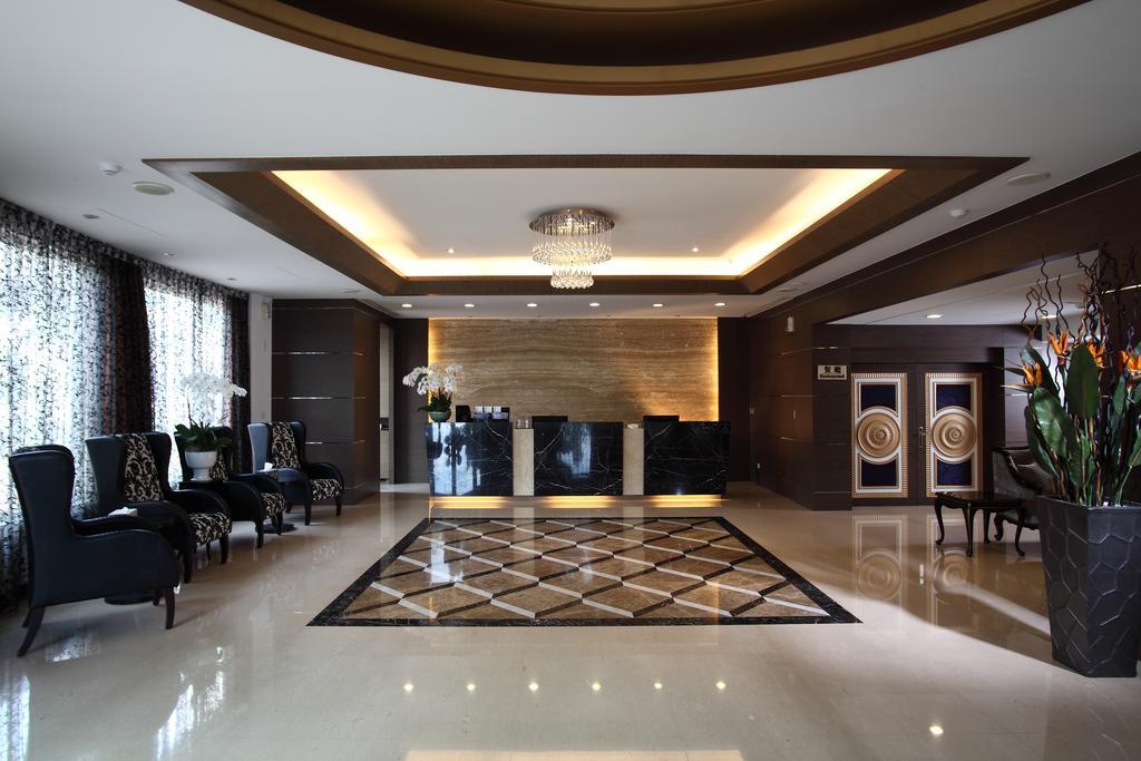 Chia Shih Pao Hotel Taibao Extérieur photo