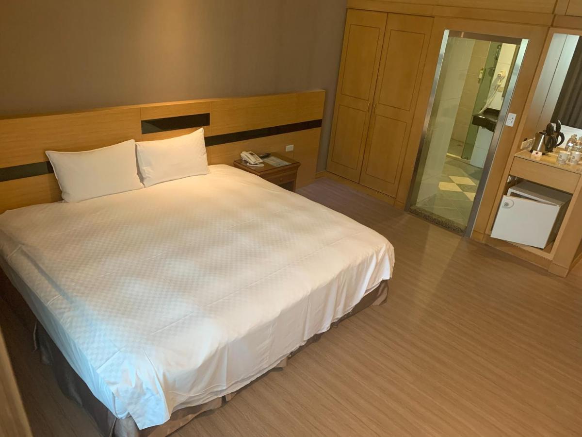 Chia Shih Pao Hotel Taibao Extérieur photo