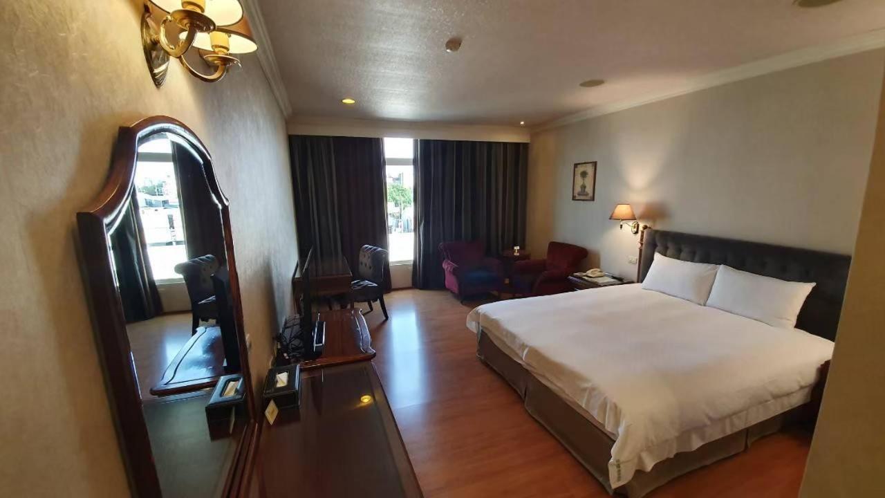 Chia Shih Pao Hotel Taibao Extérieur photo