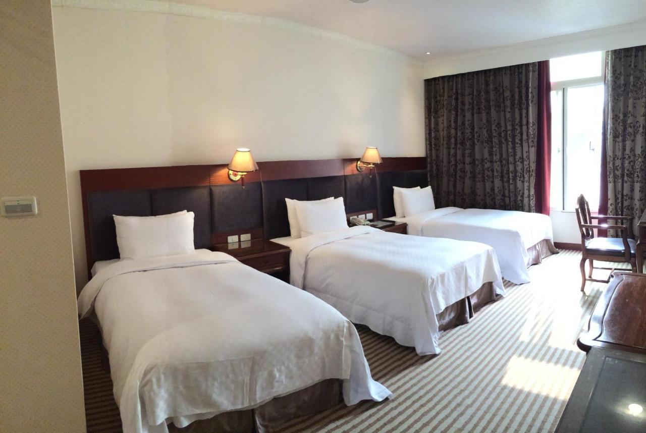 Chia Shih Pao Hotel Taibao Extérieur photo