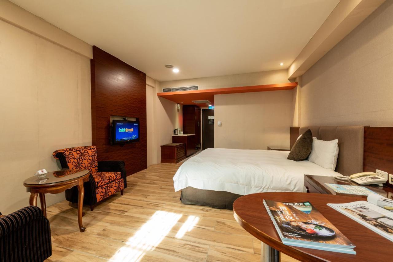 Chia Shih Pao Hotel Taibao Extérieur photo