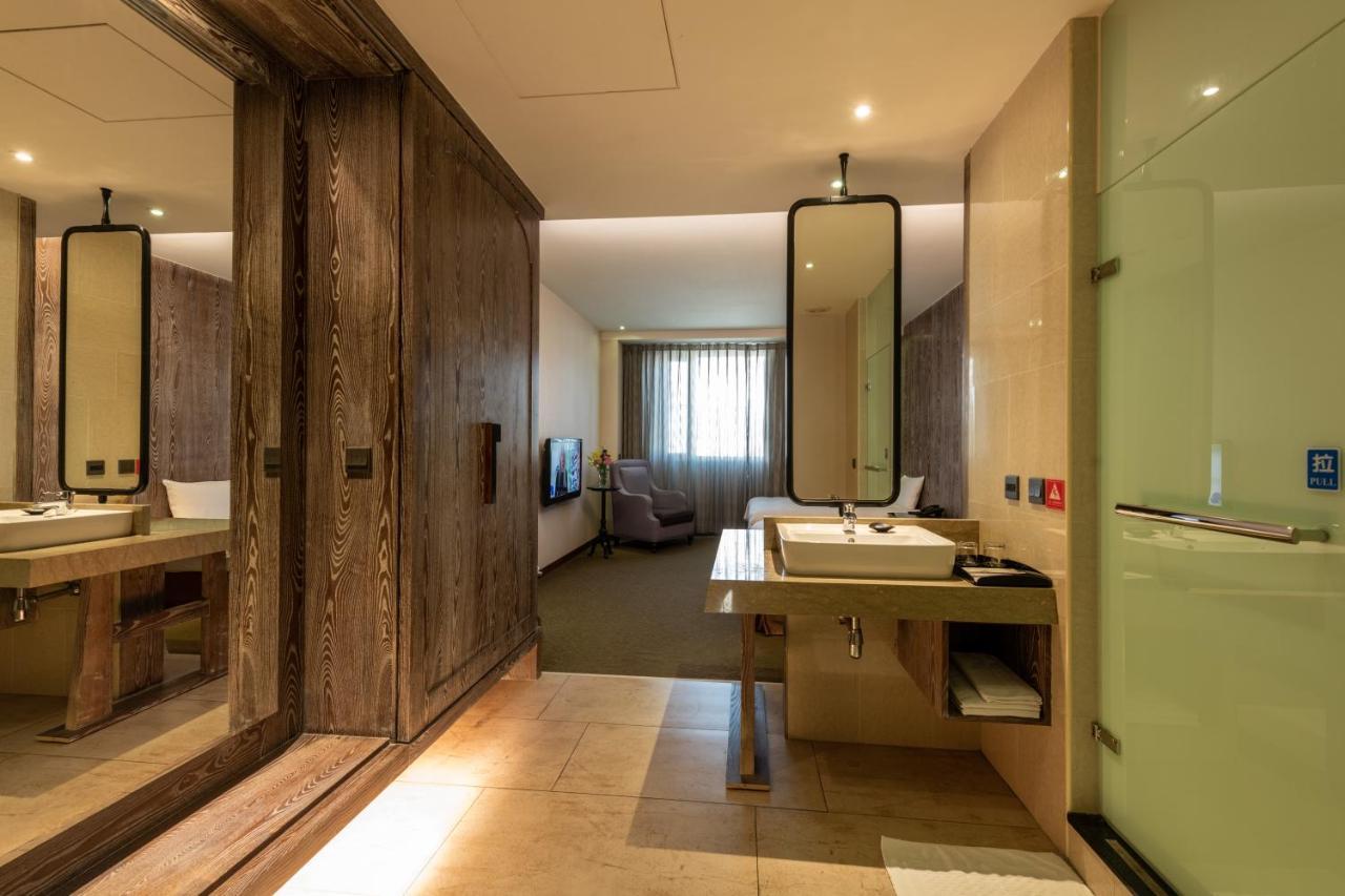 Chia Shih Pao Hotel Taibao Extérieur photo