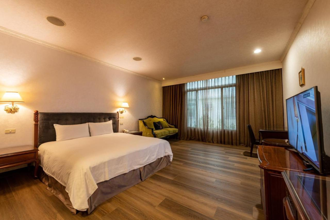 Chia Shih Pao Hotel Taibao Extérieur photo
